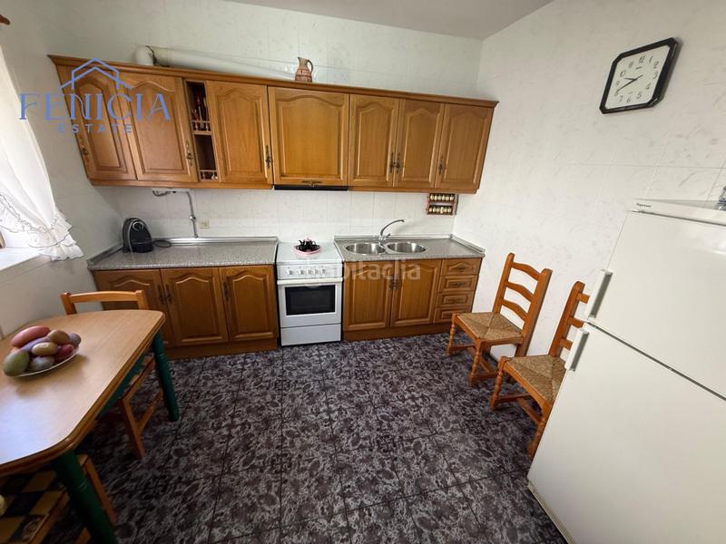 Foto b6762c18-4b31-4c03-8d08-3759b5ce400c. Bauernhof mit parking in Lentegí