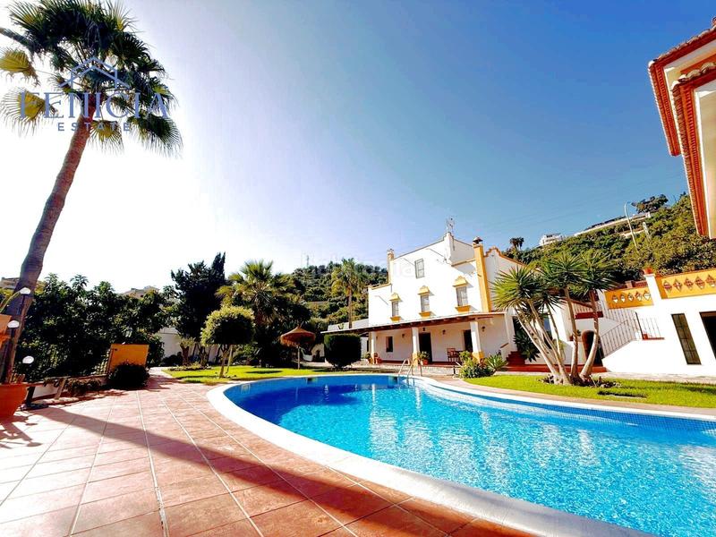 Foto 1c744b9b-66cf-4af9-9066-ead243615aaf. Rent flat with heating pool in Torrecuevas - Lomas del Gato Almuñécar