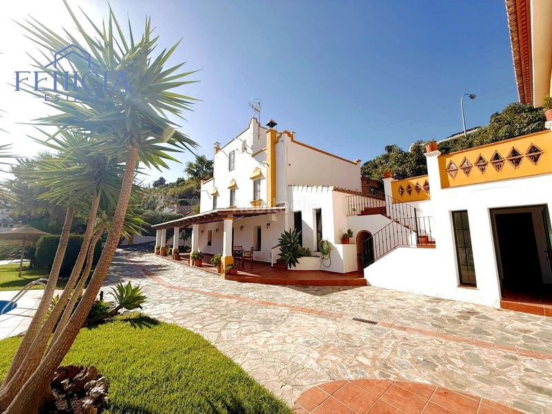 Foto d3c4b0cf-3f64-495f-840c-6066aaa2f61a. Rent flat with heating pool in Torrecuevas - Lomas del Gato Almuñécar