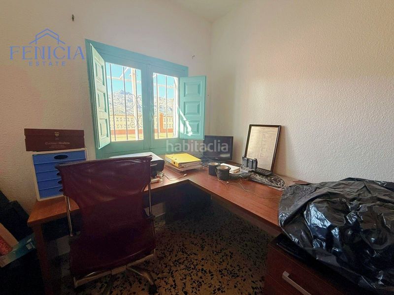 Foto cfb4acf2-a709-4e7b-82a5-f09a79184822. Local comercial a Otívar