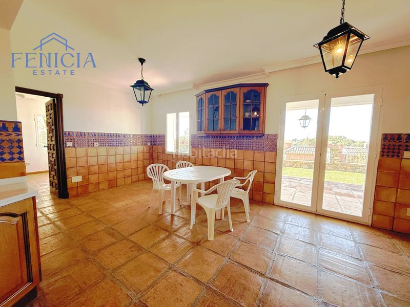 Foto df672953-c4f6-441b-bd22-f081286fce70. Chalet en Punta La Mona Almuñécar