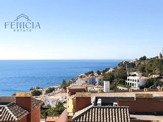 Xalet a Punta La Mona. Exclusiva villa a la venta en punta de la mona, la herradura
