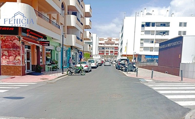 Foto 74a2a4cf-808e-4a94-a9f4-c67c1ef492e2. Parking coche garaje cerrado para dos vehículos a la venta en La Herradura centro en Almuñécar