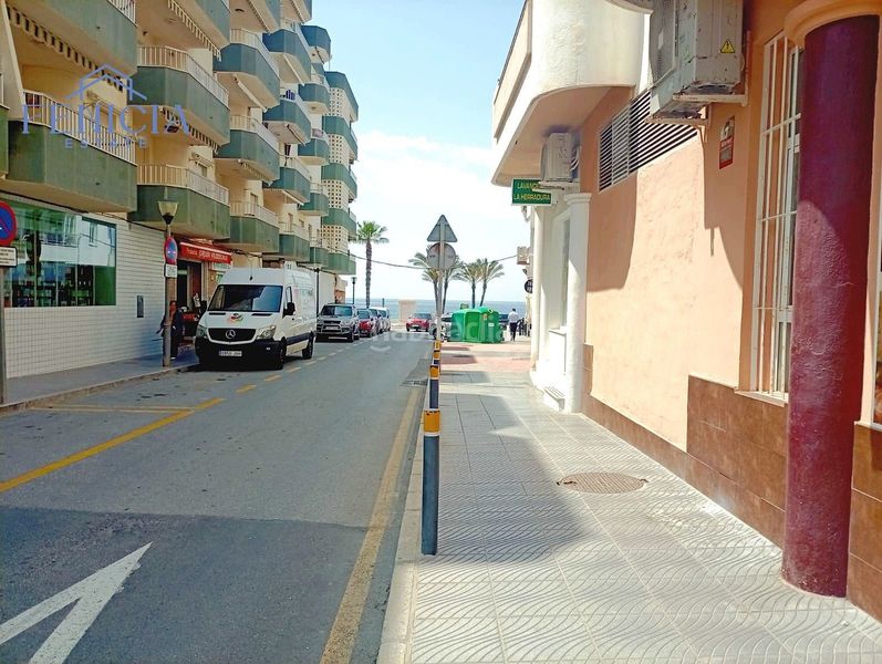 Foto bee25660-d895-4545-acfc-11710a2ee2be. Parking coche garaje cerrado para dos vehículos a la venta en La Herradura centro en Almuñécar