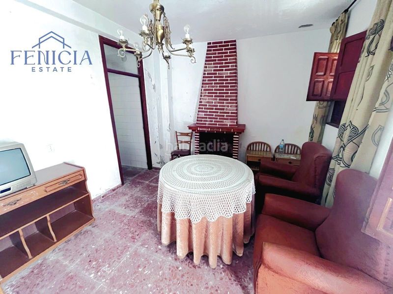 Foto f9723f61-f5e7-49d5-9645-0a23776c9ec1. Masia a Otívar