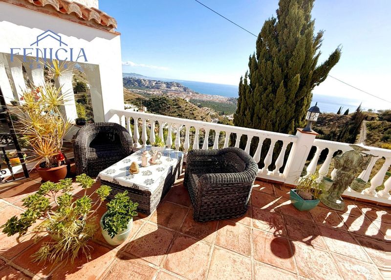 Foto 1f3d342d-3c6b-4a99-922f-e2d29f42154e. Casa amb calefacció a Cotobro Almuñécar
