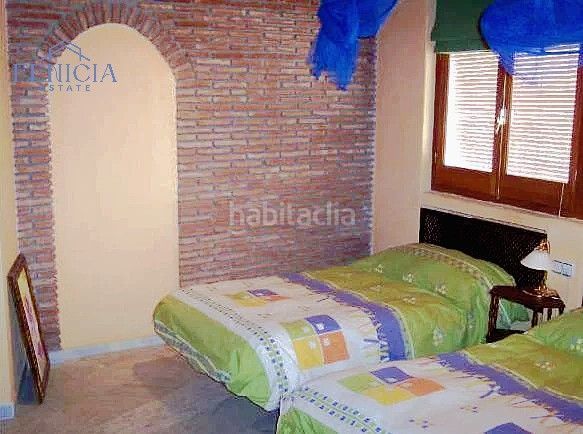 Foto f1e79437-7a41-4a82-a1b4-7e0a0b8903dc. Masia a Otívar