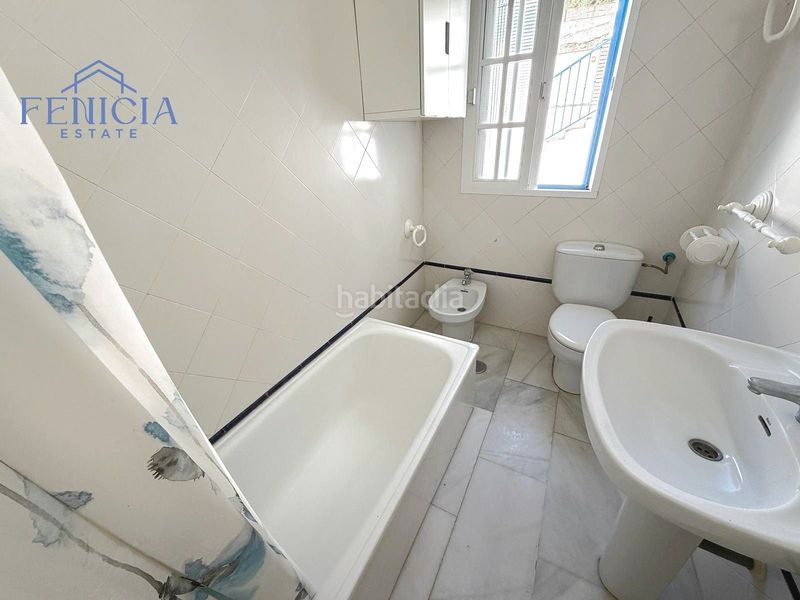 Foto f0208976-f284-4fec-9bbc-b71ee94c3b69. Casa amb piscina a Las Palomas Almuñécar