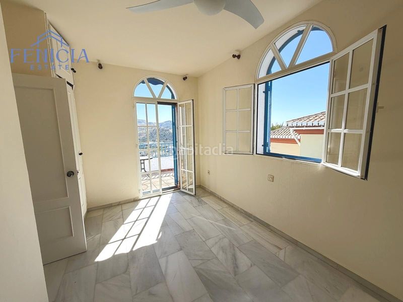 Foto f7d79aea-e511-44e9-a394-5cf10517ceb3. Casa amb piscina a Las Palomas Almuñécar