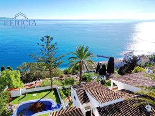Chalet in Velilla - Velilla Taramay. Irrepetible y singular villa, a la venta en almuñécar