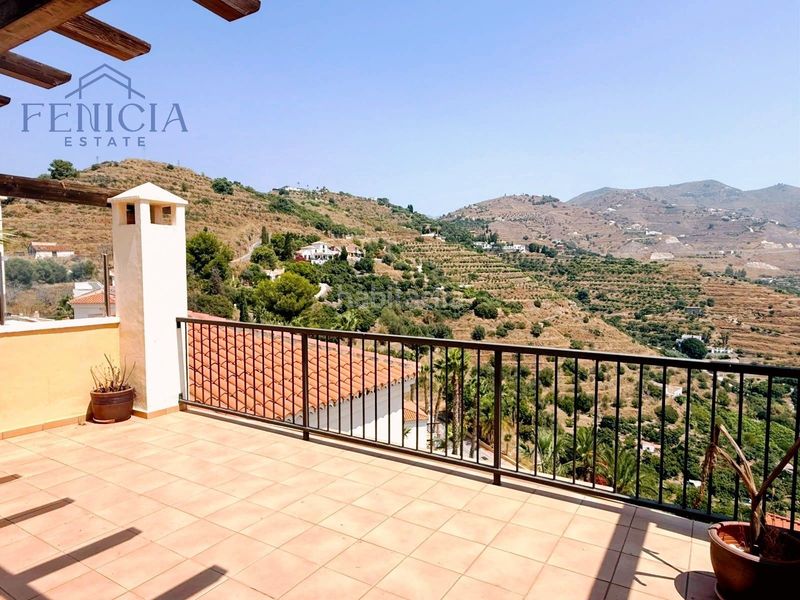 Foto 4903385c-b421-4401-a2f6-5e143ce6f53d. Casa adossada amb piscina a Velilla - Velilla Taramay Almuñécar