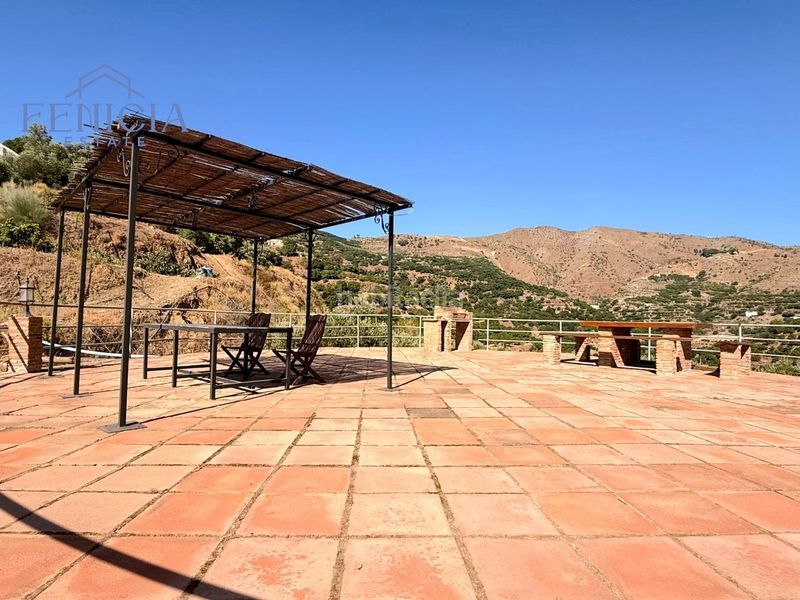Foto fcc59983-95ec-4280-935b-128109423743. Casa amb piscina a El Rescate - Río Seco Almuñécar