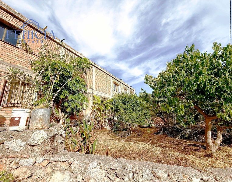 Foto 489862fa-7b97-4e39-a598-8f31951ef5bb. Casa a Otívar