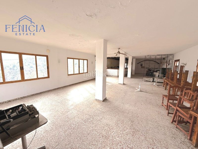 Foto a078f391-b5ee-4fed-ab5a-fab3fc101510. Casa a Otívar