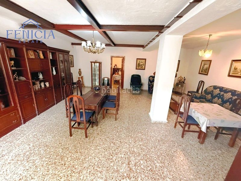 Foto dfb86179-94fe-4498-8849-fb3d1db7c929. Casa a Otívar