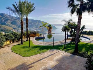 Casa adosada en Velilla - Velilla Taramay. Espectacular casa a la venta en urbanización citalsol, almuñécar