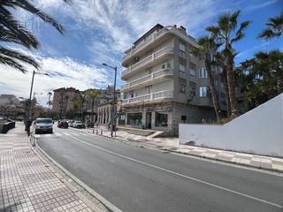 Pis a Almuñecar centro. Se vende piso en almuñecar