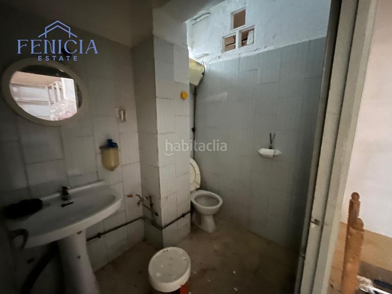 Foto d04521d7-eb98-4548-b821-c57250718527. Local comercial a Almuñecar centro Almuñécar
