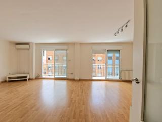 Location Appartement  Valencia - calle pedro aleixandre. Luminosa vivienda en alquiler al lado del rio túria.