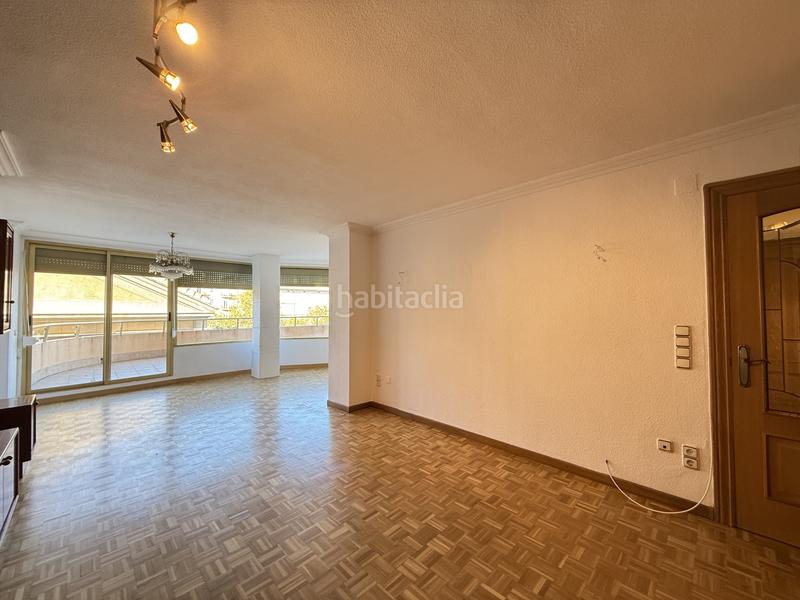 Foto b831a561-2a40-4c0c-81ec-3d63b4edac7a. Miete etagenwohnung in Valencia - cl santa amalia 2 in Valencia