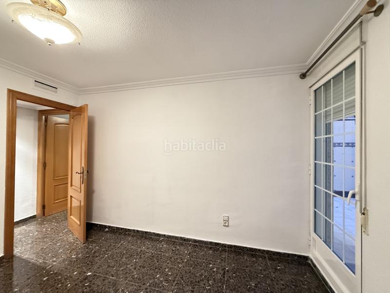 Foto 3c5b991b-1f06-4ff4-abbd-460a63bd1e82. Rent flat in Valencia - cl santa amalia 2 in Trinitat Valencia