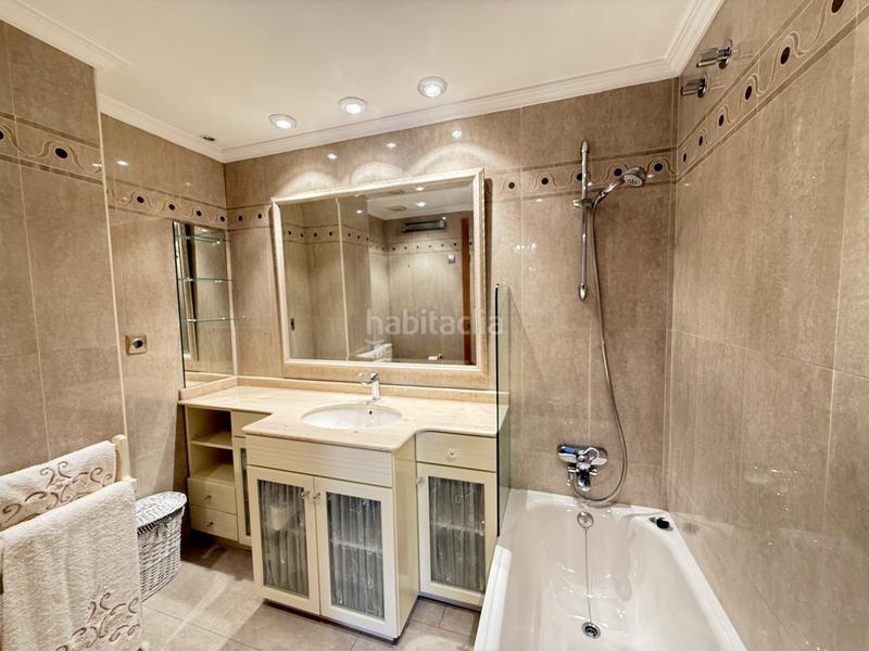 Foto 9654a0a3-ea65-4b01-9780-04109a3d29cb. Rent flat in Valencia - cl santa amalia 2 in Trinitat Valencia