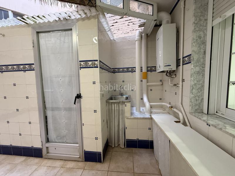 Foto d0be1e8a-58ce-4660-9b91-1cb9d404bea4. Rent flat in Valencia - cl santa amalia 2 in Trinitat Valencia