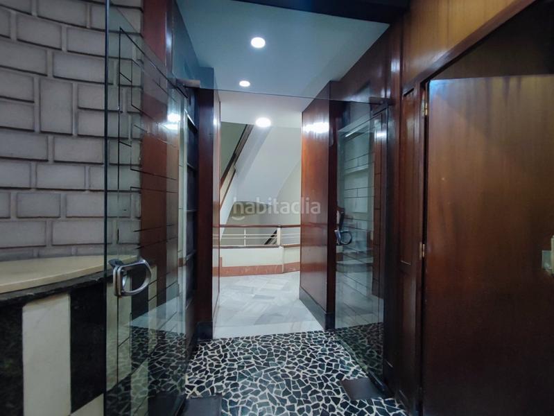 Foto e9fdbc0f-66e2-479c-9ee1-826576062ca2. Miete büro in Sant Francesc Valencia