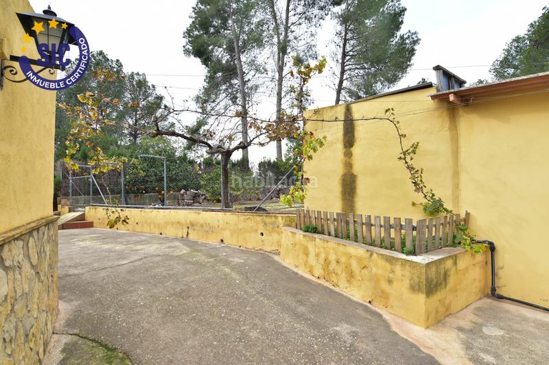 Foto 265e6a31-a901-4cde-a816-8670a9ea009b. Casa en Enguera - parcela 140 paraje el charral 104 gran chalet rustico en montaña en Enguera