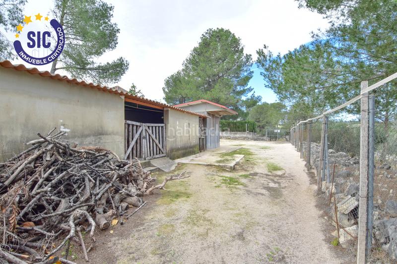 Foto 2d6a9004-0c92-46d7-a632-d06b262ea3f1. Casa en Enguera - parcela 140 paraje el charral 104 gran chalet rustico en montaña en Enguera