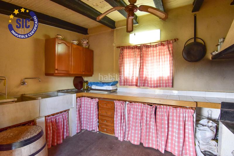 Foto a48b6f7b-1574-489d-8bab-a210735bdd03. Casa en Enguera - parcela 140 paraje el charral 104 gran chalet rustico en montaña en Enguera