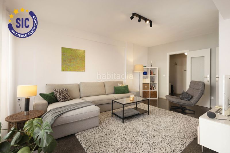 Piso en Valencia - cl juan ramon jimenez 36 gran vivienda de 3 habitaciones, 2 baños, garaje y terraza, en venta en Malilla en Valencia - Imagen 5