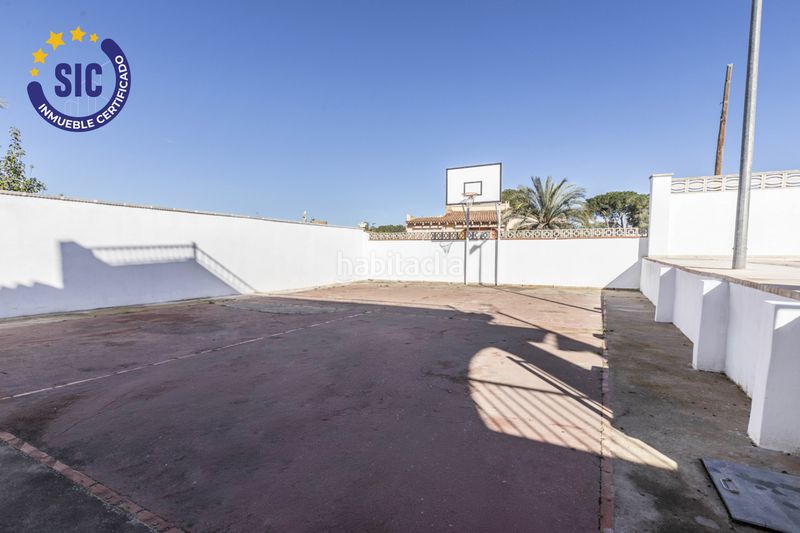 Foto 0dfd60a2-eaf6-4982-9dee-9ccbb97ea6cf. Casa amb calefacció aparcament piscina a Entrepinos Eliana (l´)