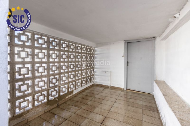 Foto 14a0482f-1206-4897-9572-2aba8579d258. Casa amb calefacció aparcament piscina a Entrepinos Eliana (l´)