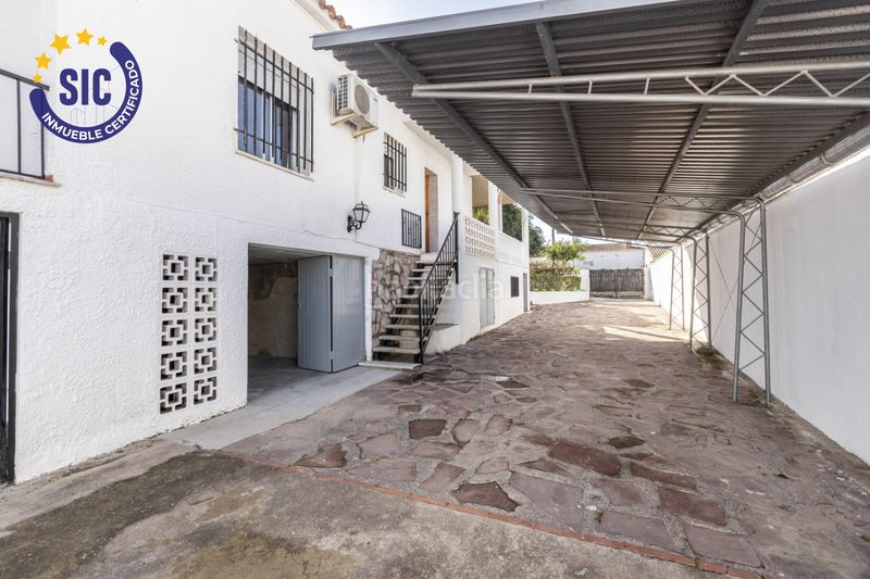 Foto 83e55068-c44b-43ee-bc6e-b3d7d0eb7892. Casa amb calefacció aparcament piscina a Entrepinos Eliana (l´)