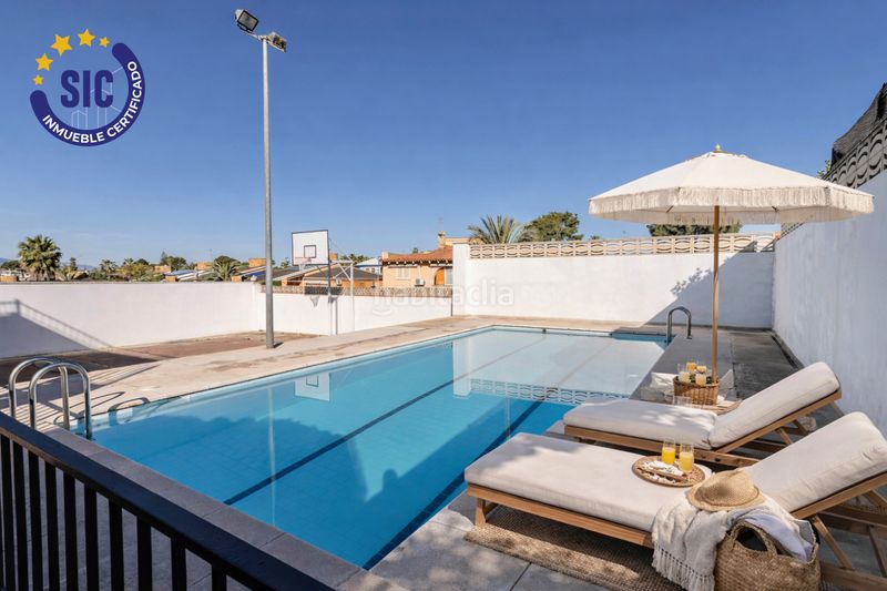 Foto 984e9c21-b190-4968-9a6d-61b2b0568c17. Casa amb calefacció aparcament piscina a Entrepinos Eliana (l´)