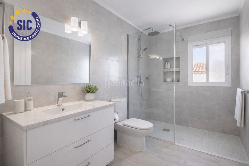 Foto dcda27e8-45b1-4a73-b2e5-246f15ca00eb. Casa amb calefacció aparcament piscina a Entrepinos Eliana (l´)