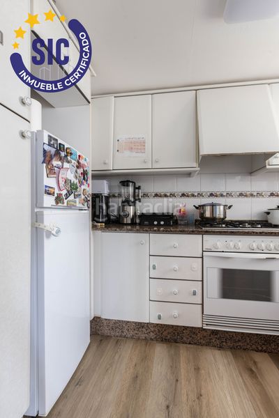 Foto 9d4648d0-2f55-4d5e-acde-895efab8f612. Pis amb calefacció a Natzaret Valencia