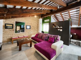 Alquiler Piso  Valencia - calle cadiz. Ático loft con encanto en ruzafa