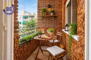 Etagenwohnung  Valencia - cl maestra juana sena 1. Piso de 3 habitaciones, en venta, en benetússer
