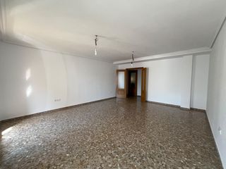 Rent Flat in Burjassot - cl paterna 11. Piso en alquiler en calle paterna, burjassot.