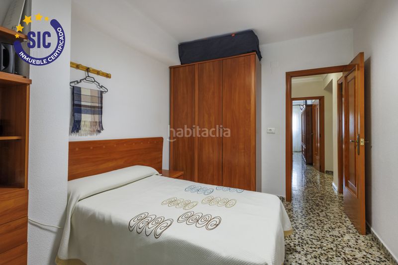 Foto 3621eaf2-2d77-4068-81c5-0b81ff9d3c5e. Casa adossada amb aparcament a Carlet