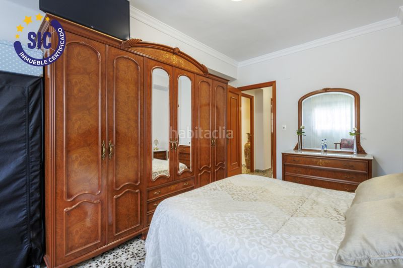Foto a5e6f267-43f7-4293-a504-53539c1c43d6. Casa adossada amb aparcament a Carlet