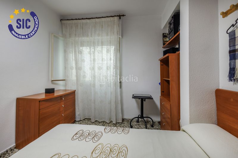 Foto eb4f724a-1a88-4f65-84bf-8981eaba2909. Casa adossada amb aparcament a Carlet