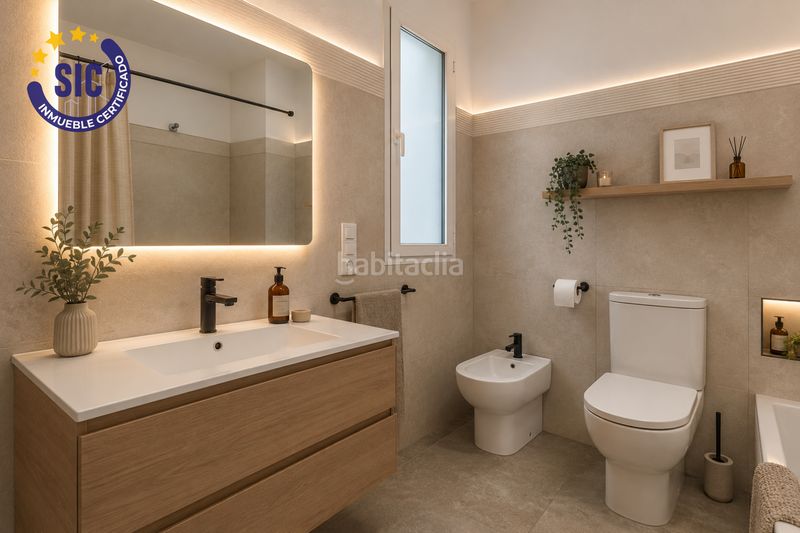 Foto 4ab421d7-54bd-44ab-bd93-e2236021a16b. Pis a Russafa Valencia