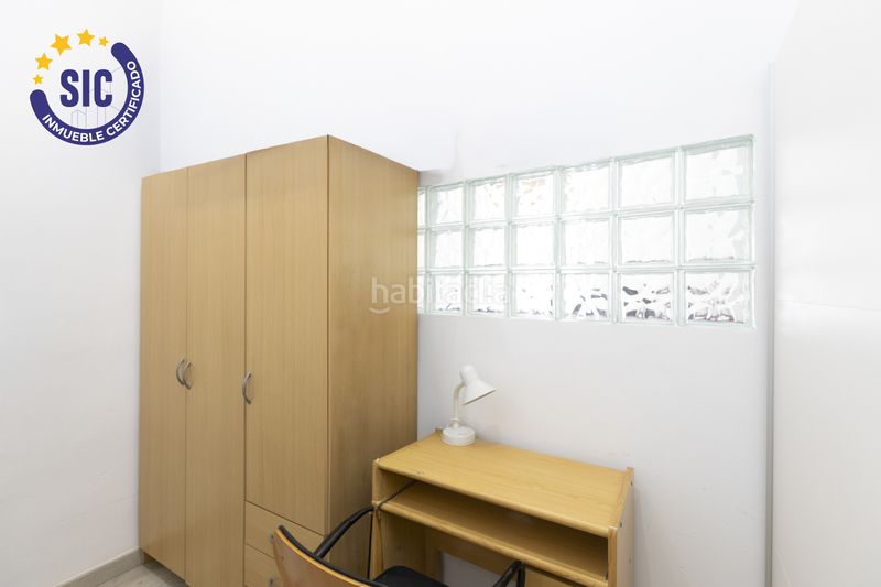 Foto 62a3d096-1318-4ea3-9e06-26f90680b329. Pis a Russafa Valencia