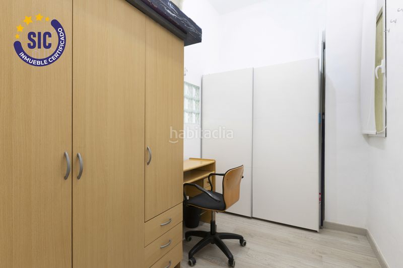 Foto 9d68c450-e814-4c9a-8fb8-0daae273dc35. Pis a Russafa Valencia