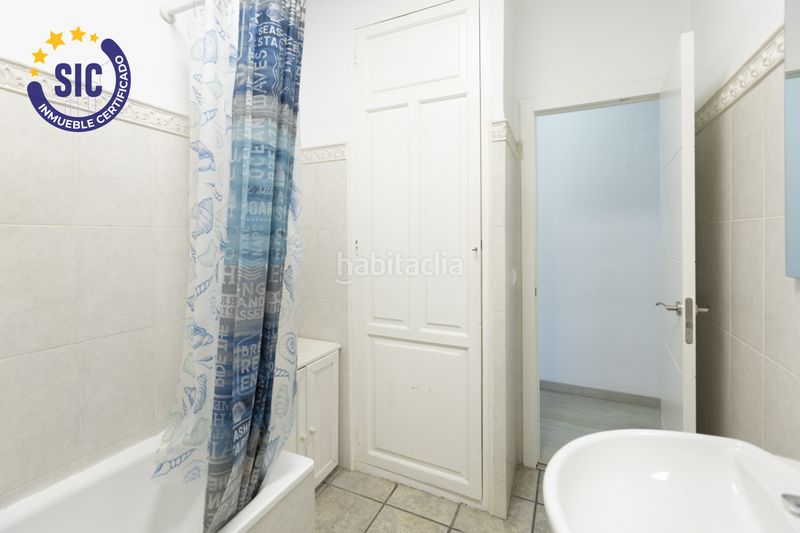 Foto ef81f3c7-908e-4630-90f5-07e9991c89af. Pis a Russafa Valencia