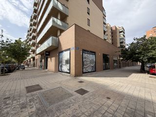 Business premise in CL REINA VIOLANTE 5