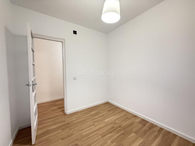 Foto 0a30cd64-2232-4856-86d2-2681ba61d8d9. Alquiler piso en Valencia - cl pintor vila prades 21 piso en alquiler con terraza en zona extramurs en Valencia